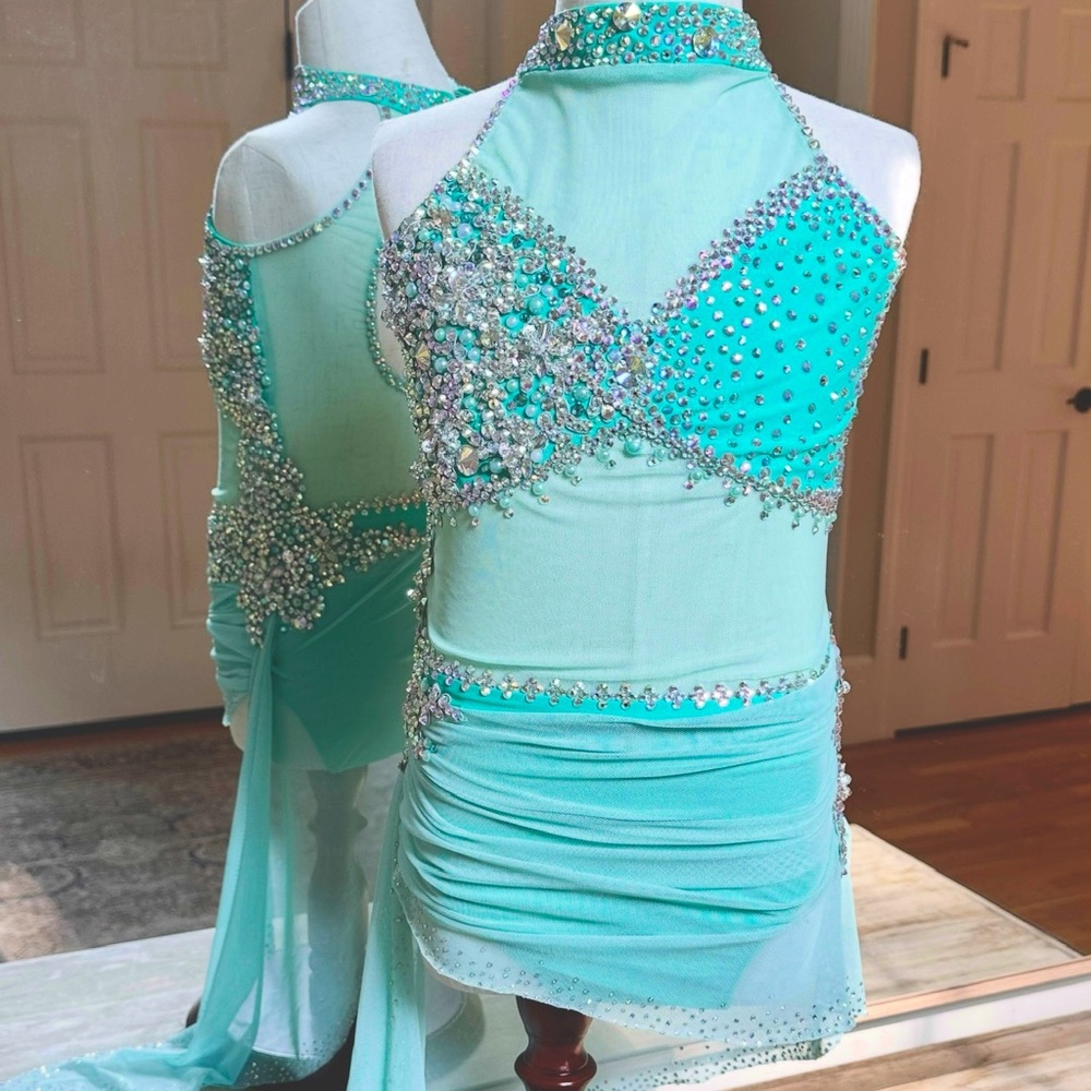 Custom Bryn Lavinia Base costume